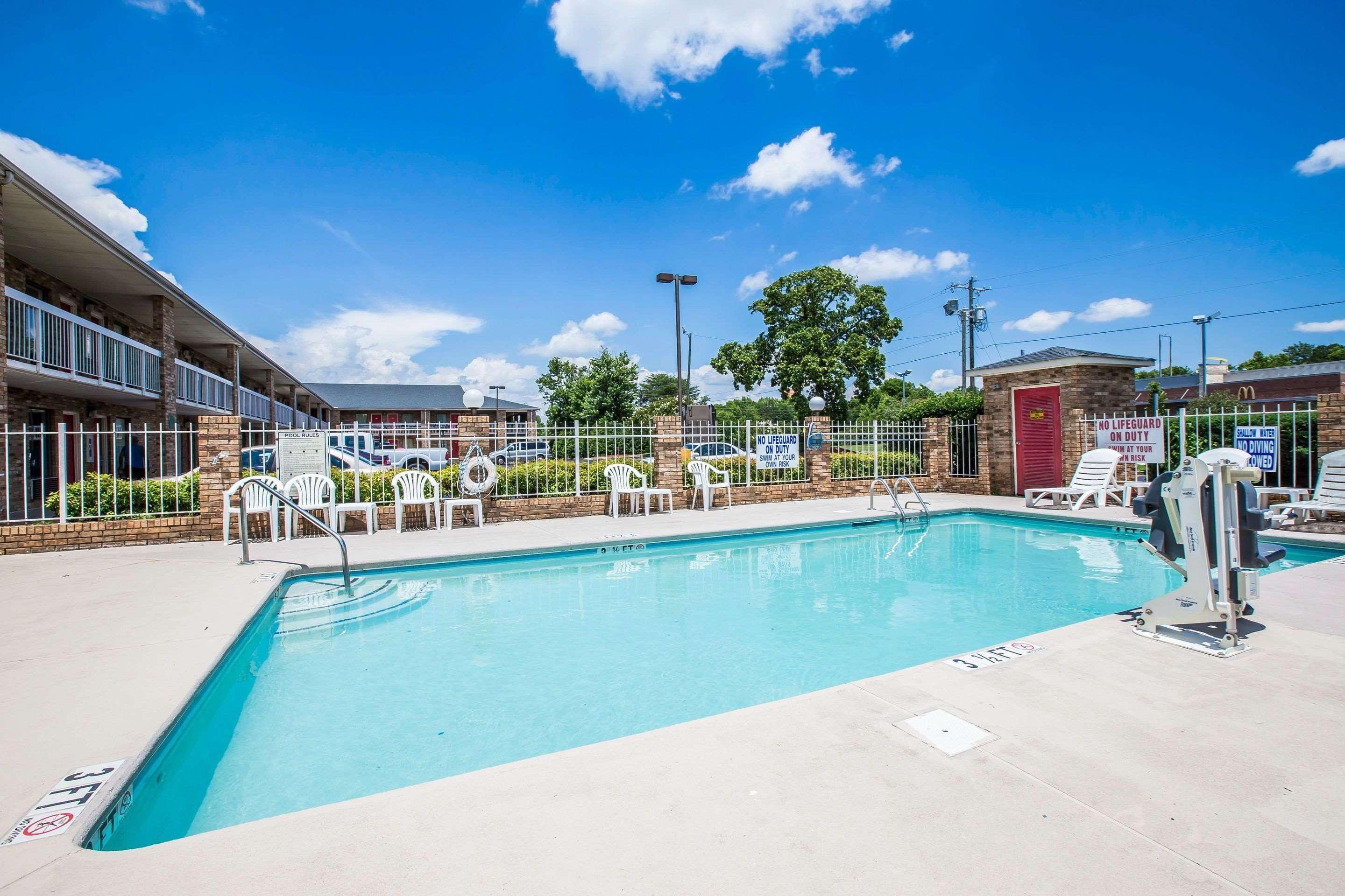 Rodeway Inn Expo Center Spartanburg Exterior photo