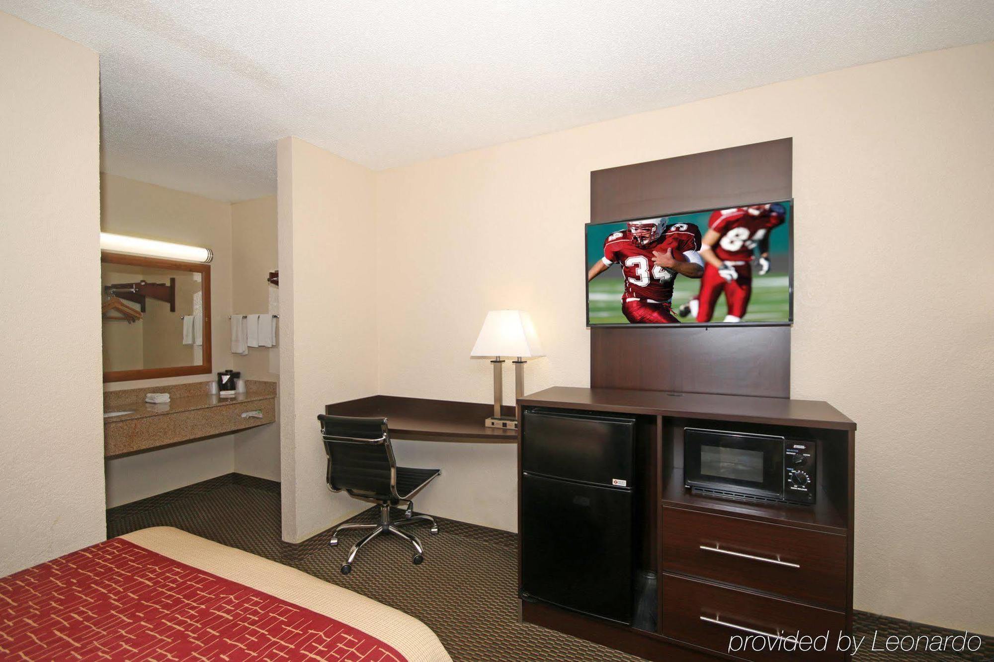 Rodeway Inn Expo Center Spartanburg Exterior photo
